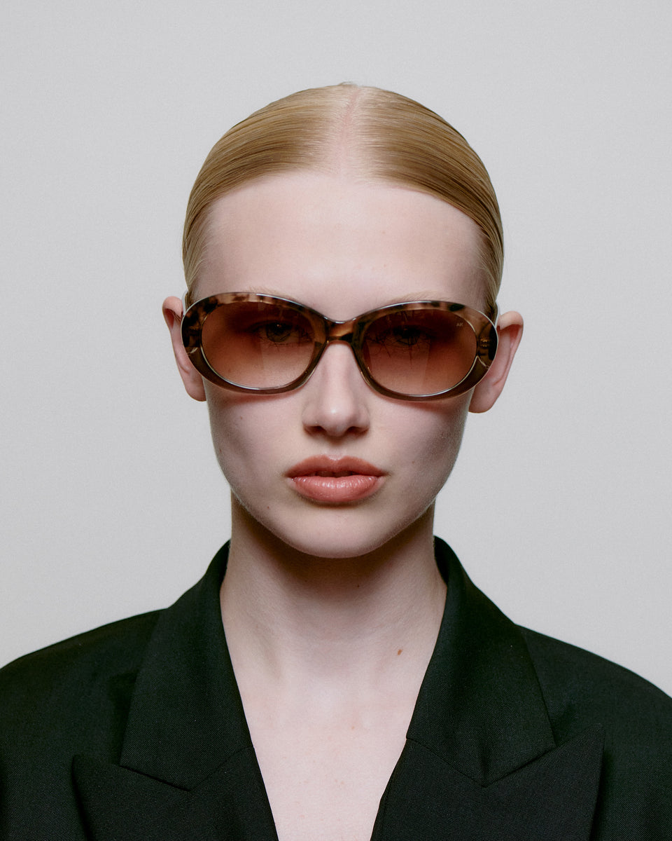 Coquina/Gray Transparent Anma Sunglasses