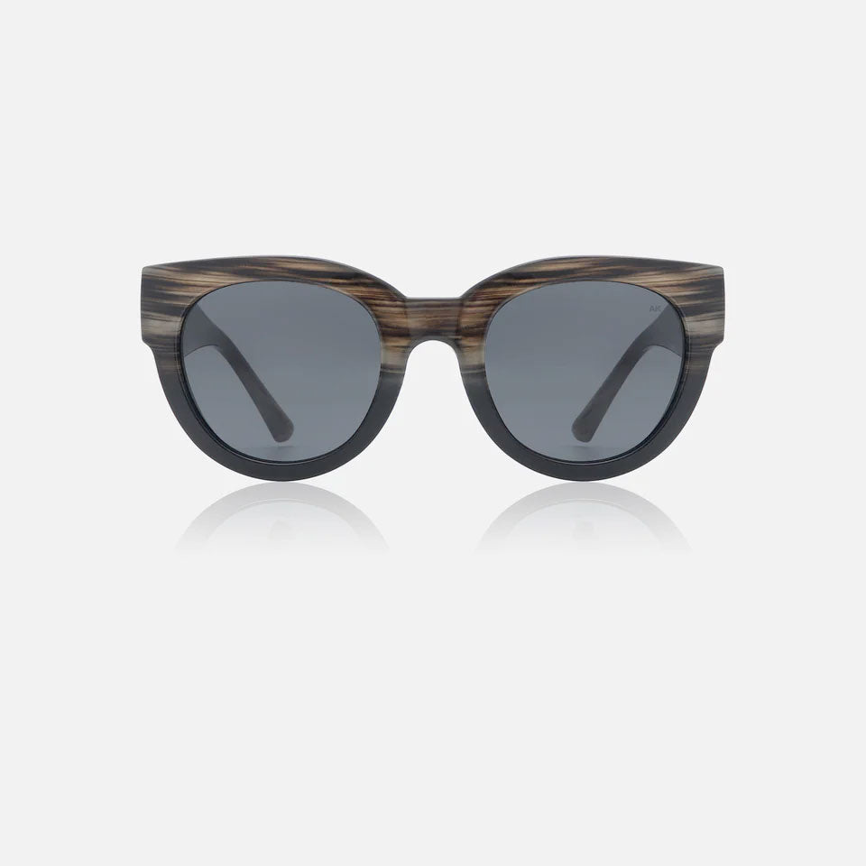 Striped Horn Lilly Sunglasses