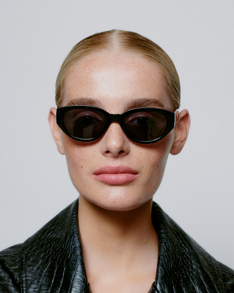 Black Winnie Sunglasses