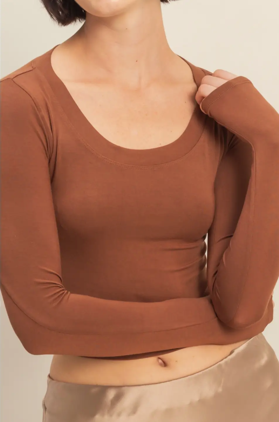 Chestnut Jennifer Cropped Scoop Neck Long Sleeve Top